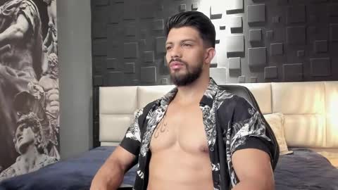 Snapshot of dann_saenz chatting on January 13, 2025, 12:45 pm Dann saenz online show from January 13, 2025, 12:45 pm