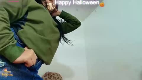 danna online show from October 30, 2025, 2:40 pm