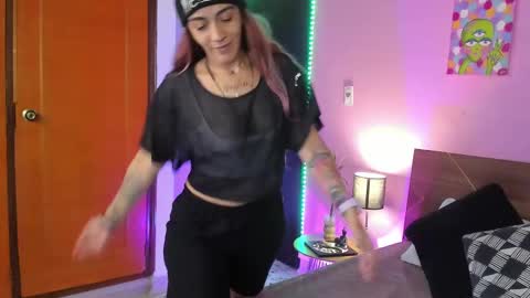 Dannacastle online show from February 9, 2025, 4:57 am