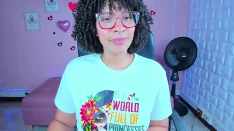 Snapshot of danna_berry chatting on March 10, 2025, 3:20 pm DannaBerry online show from March 10, 2025, 3:20 pm