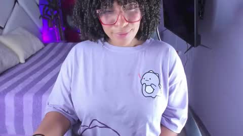Snapshot of danna_berry chatting on September 17, 2025, 4:19 pm DannaBerry online show from September 17, 2025, 4:19 pm