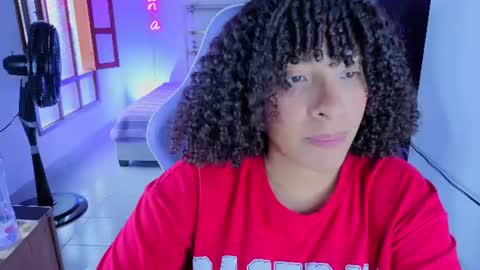 Snapshot of danna_berry chatting on June 29, 2026, 9:37 pm DannaBerry online show from June 29, 2026, 9:37 pm