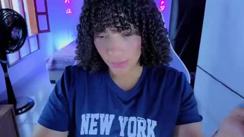 Snapshot of danna_berry chatting on July 4, 2026, 8:26 pm DannaBerry online show from July 4, 2026, 8:26 pm