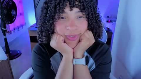 Snapshot of danna_berry chatting on July 6, 2026, 7:49 pm DannaBerry online show from July 6, 2026, 7:49 pm