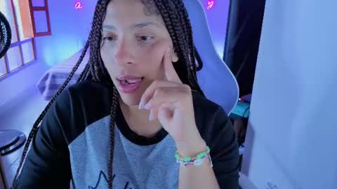 Snapshot of danna_berry chatting on July 27, 2026, 6:48 pm DannaBerry online show from July 27, 2026, 6:48 pm
