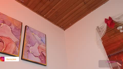 Danna Lovs online show from March 4, 2025, 1:59 pm