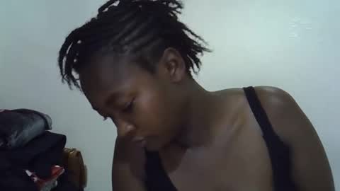 danna_miki online show from November 9, 2025, 2:15 pm