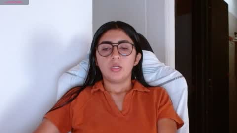 Snapshot of danna_peterson chatting on January 29, 2025, 7:43 pm Danna online show from January 29, 2025, 7:43 pm