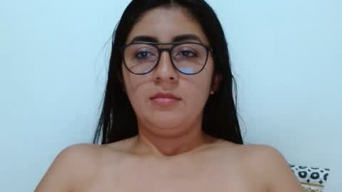 Snapshot of danna_peterson chatting on February 6, 2025, 8:34 pm Danna online show from February 6, 2025, 8:34 pm