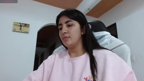 Snapshot of danna_peterson chatting on March 7, 2025, 9:06 pm Danna online show from March 7, 2025, 9:06 pm