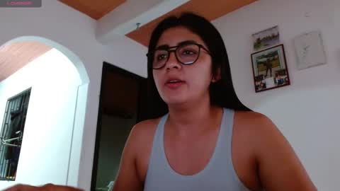 Snapshot of danna_peterson chatting on March 12, 2025, 9:45 pm Danna online show from March 12, 2025, 9:45 pm