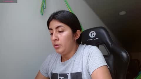 Snapshot of danna_peterson chatting on October 23, 2025, 8:18 pm Danna online show from October 23, 2025, 8:18 pm