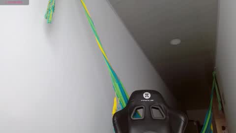 Snapshot of danna_peterson chatting on October 30, 2025, 12:17 pm Danna online show from October 30, 2025, 12:17 pm