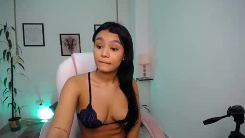 Danna online show from April 16, 2026, 11:18 pm