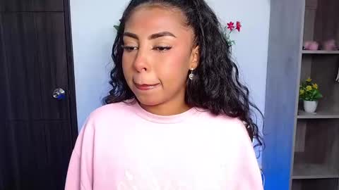 Danna online show from October 3, 2025, 9:12 pm