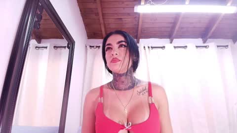 Danna Berlin  online show from January 15, 2025, 7:12 pm