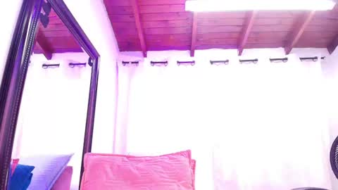 Danna Berlin  online show from January 29, 2025, 7:22 pm