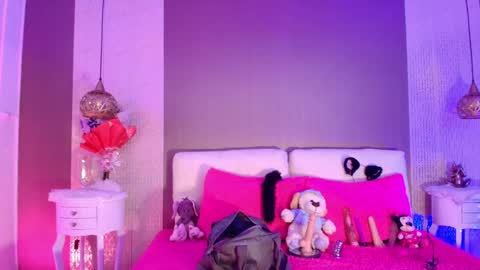 Dannamunoz130 online show from May 28, 2026, 12:46 pm