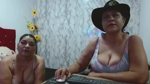 Snapshot of dannalanegra2 chatting on November 23, 2025, 5:24 pm dannalanegra2 online show from November 23, 2025, 5:24 pm