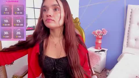 Danna online show from November 11, 2025, 3:23 pm