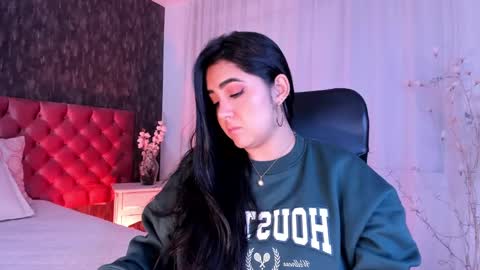 Snapshot of dannastaar chatting on January 22, 2025, 2:14 pm Danna online show from January 22, 2025, 2:14 pm