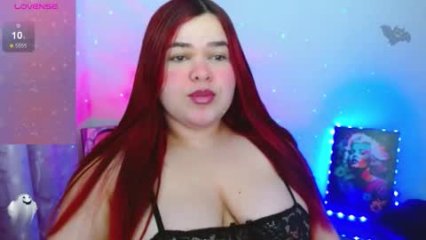 Snapshot of dannie_sofie chatting on November 2, 2025, 9:44 am Maddisoon online show from November 2, 2025, 9:44 am