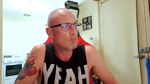 dannozdirekt online show from November 14, 2025, 12:37 pm