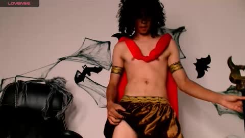 Danny online show from November 1, 2025, 12:12 am