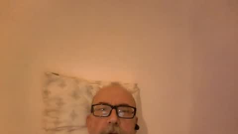 danny26063123 online show from March 26, 2026, 3:23 am