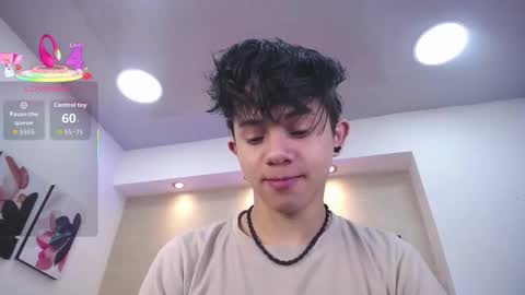 Snapshot of danny__santoro chatting on September 17, 2025, 1:02 pm Danny online show from September 17, 2025, 1:02 pm