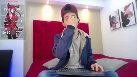 Snapshot of danny__santoro chatting on September 19, 2025, 1:01 pm Danny online show from September 19, 2025, 1:01 pm