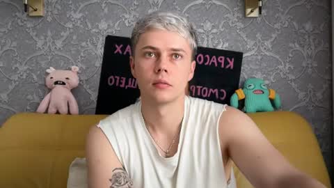 Snapshot of danny_love01 chatting on July 9, 2026, 11:58 am danny online show from July 9, 2026, 11:58 am
