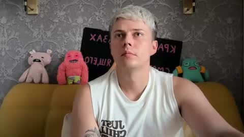 Snapshot of danny_love01 chatting on July 23, 2026, 5:44 pm danny online show from July 23, 2026, 5:44 pm