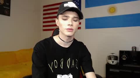 Danny online show from November 21, 2025, 10:36 am