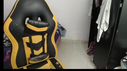 Snapshot of danny_sweettt chatting on April 29, 2026, 6:03 pm danny.......... guys I have onlyfans follow me I am new I want to share with you many things I love you online show from April 29, 2026, 6:03 pm