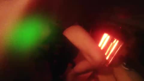 Snapshot of dannyb618 chatting on April 9, 2026, 12:21 am Danielle online show from April 9, 2026, 12:21 am