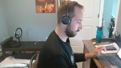 dannyboyx69 online show from December 2, 2025, 3:07 pm