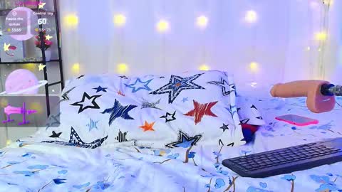 Danny Swift Independent Model online show from November 11, 2025, 1:22 pm