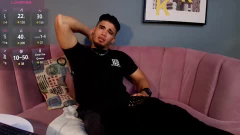 Snapshot of dante_fox_ chatting on February 19, 2025, 1:51 am Dante Fox online show from February 19, 2025, 1:51 am