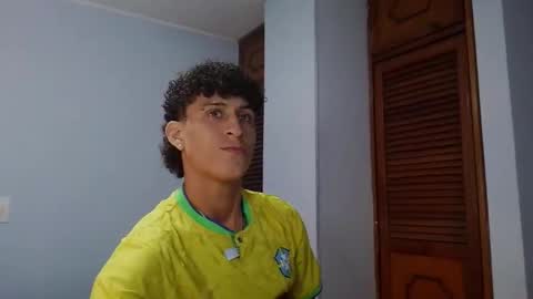 Dante online show from October 17, 2025, 2:04 am