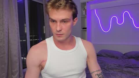 Snapshot of dante_ray chatting on November 7, 2025, 10:43 pm Dante and Ray online show from November 7, 2025, 10:43 pm