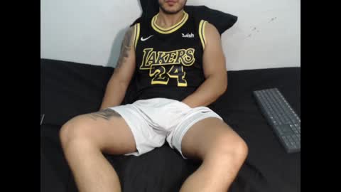 Snapshot of dantebrown1 chatting on February 7, 2025, 3:12 am dantebrown1 online show from February 7, 2025, 3:12 am