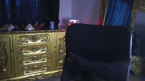 Snapshot of dantecoppolaa chatting on January 30, 2025, 9:04 pm Dante coppola online show from January 30, 2025, 9:04 pm