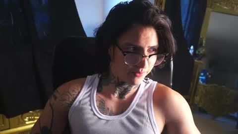 Snapshot of dantecoppolaa chatting on January 31, 2025, 9:37 pm Dante coppola online show from January 31, 2025, 9:37 pm