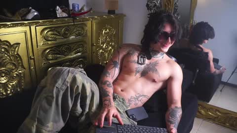 Snapshot of dantecoppolaa chatting on February 4, 2025, 10:55 pm Dante coppola online show from February 4, 2025, 10:55 pm