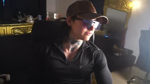 Snapshot of dantecoppolaa chatting on February 8, 2025, 10:19 pm Dante coppola online show from February 8, 2025, 10:19 pm