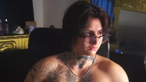 Snapshot of dantecoppolaa chatting on February 21, 2025, 3:32 pm Dante coppola online show from February 21, 2025, 3:32 pm