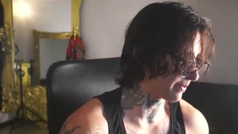 Snapshot of dantecoppolaa chatting on February 25, 2025, 8:41 pm Dante coppola online show from February 25, 2025, 8:41 pm