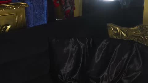 Snapshot of dantecoppolaa chatting on March 6, 2025, 6:05 pm Dante coppola online show from March 6, 2025, 6:05 pm