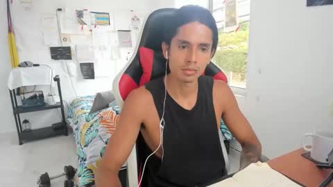 X Dante7373574 online show from October 1, 2025, 4:02 pm